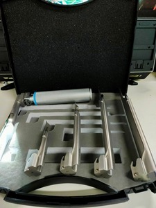 Juego de laringoscopio Miller de fibra óptica Debonairii, 5 cuchillas, 1 Mango (acero) para Intubación de gestión de Vías Respiratorias | Kit de diagnóstico ENT 1 - Product Image 2