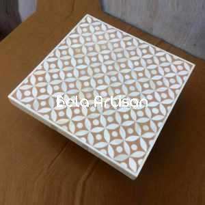 Exhibición de vajilla de soporte de pastel de madera artesanal de lujo al por mayor con herramientas de pastel decorativas superiores redondeadas - Product Image 4