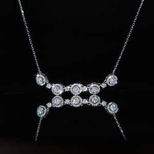 Collar con Colgante Curvo de Halo de Múltiples Piedras de Moissanita de Lujo, Cadena de Clavícula de Plata de Ley 925 para Mujer, Regalo de Cumpleaños - Product Image 2