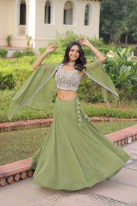 Lehenga Choli de diseñador de 4 metros de largo, con tela de georgette sintética suave de primera calidad, ideal para bodas y eventos, ofrece un toque de lujo. - Product Image 3