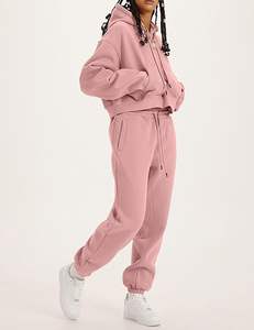 Conjunto de Top Corto y Pantalones Deportivos Casuales de Alta Calidad, Sólidos, Elegantes y Resistentes para Mujer, para Uso Diario - Product Image 5