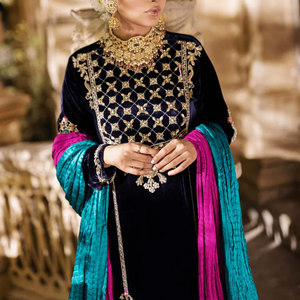 Vente en gros Meilleure vente Taille personnalisée femmes robe de soirée pakistanaise Prix raisonnable femmes robe de soirée pakistanaise - Product Image 5