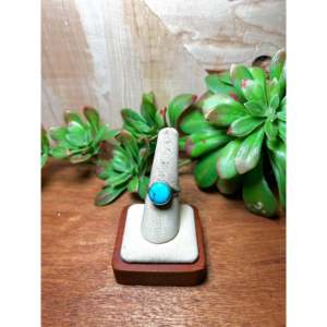 Anillo Ajustable Romántico Scott Skeets con Turquesa Kingman y Plata de Ley con Engaste de Bisel, Baño de Oro Rosa y Plata, Regalo - Product Image 1