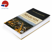 Fabricant de livres brochés à couverture souple avec pages noires et blanches et couverture personnalisée