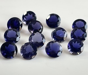 Iolite naturelle ronde de 10 mm à facettes - Iolite ronde à facettes en vrac - Product Image 2