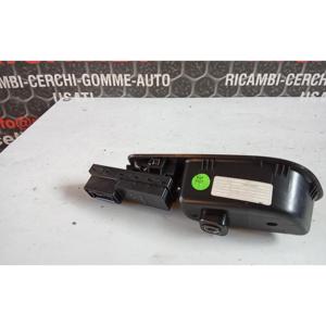 มือจับภายในรถ FIAT Tipo รุ่นที่ 2 แบบ Station Wagon (15>) พร้อมปุ่มยกกระจกหลังขวา 735664630 - Product Image 3