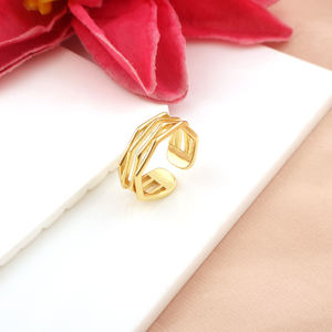 แหวนทรงเรขาคณิตชุบทอง18K ทันสมัยปรับได้สี่ชั้นทำจากทองเหลืองแข็งของขวัญแต่งงานสำหรับปาร์ตี้ - Product Image 1