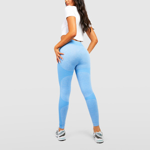 Ensemble de yoga contrastant pour femme – Survêtement de sport personnalisé avec logo pour la gym et le fitness - Product Image 2