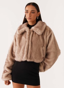 Nuevo Diseño de Abrigo para Mujer, Chaqueta Larga de Piel Sintética con Solapa, Elegante y a la Moda, Chaquetas de Piel Sintética de Lujo al por Mayor - Product Image 2