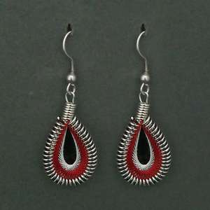 Tip <b>Top</b> Fashions 1316101D <b>Maroon</b> Thread Dangler Earrings Rhodium Plated Chandelier Style - Product Image 1