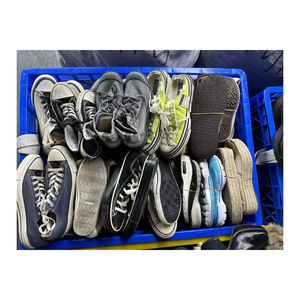 Zapatos usados de primera calidad para hombre, ropa en gran Estado - Product Image 4