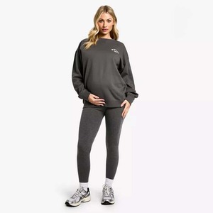 Conjunto de sudadera con eslogan de My Mom Era para mujer de 2 piezas de carbón con logotipo personalizado, conjunto de chándal de 2 piezas para mujer - Product Image 1