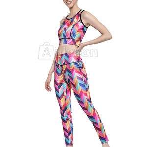 Nuevo estilo Fitness Wear Mujeres Yoga Set para la venta en línea Personalizado de alta calidad Mujeres Yoga Set - Product Image 3