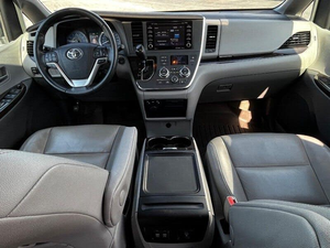 TOYOTA SIENNA XLE 2019 USADA, VOLANTE A LA IZQUIERDA/DERECHA - Product Image 3