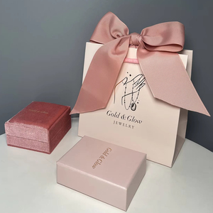 กล่องเครื่องประดับกำมะหยี่สีชมพูขายส่ง ถุงของขวัญกระดาษสีชมพู โบว์ริบบิ้นผ้ากรอสเกรนขนาดใหญ่ บรรจุภัณฑ์ต่างหูแบบขายส่ง - Product Image 4