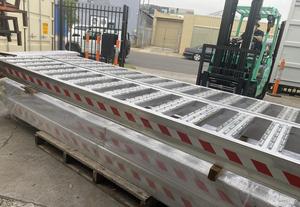 RAMPAS DE CARGA DE ALUMINIO DE 3.0 T - 2.4 m CON DIENTES, Producto de Aluminio al por Mayor - Product Image 5