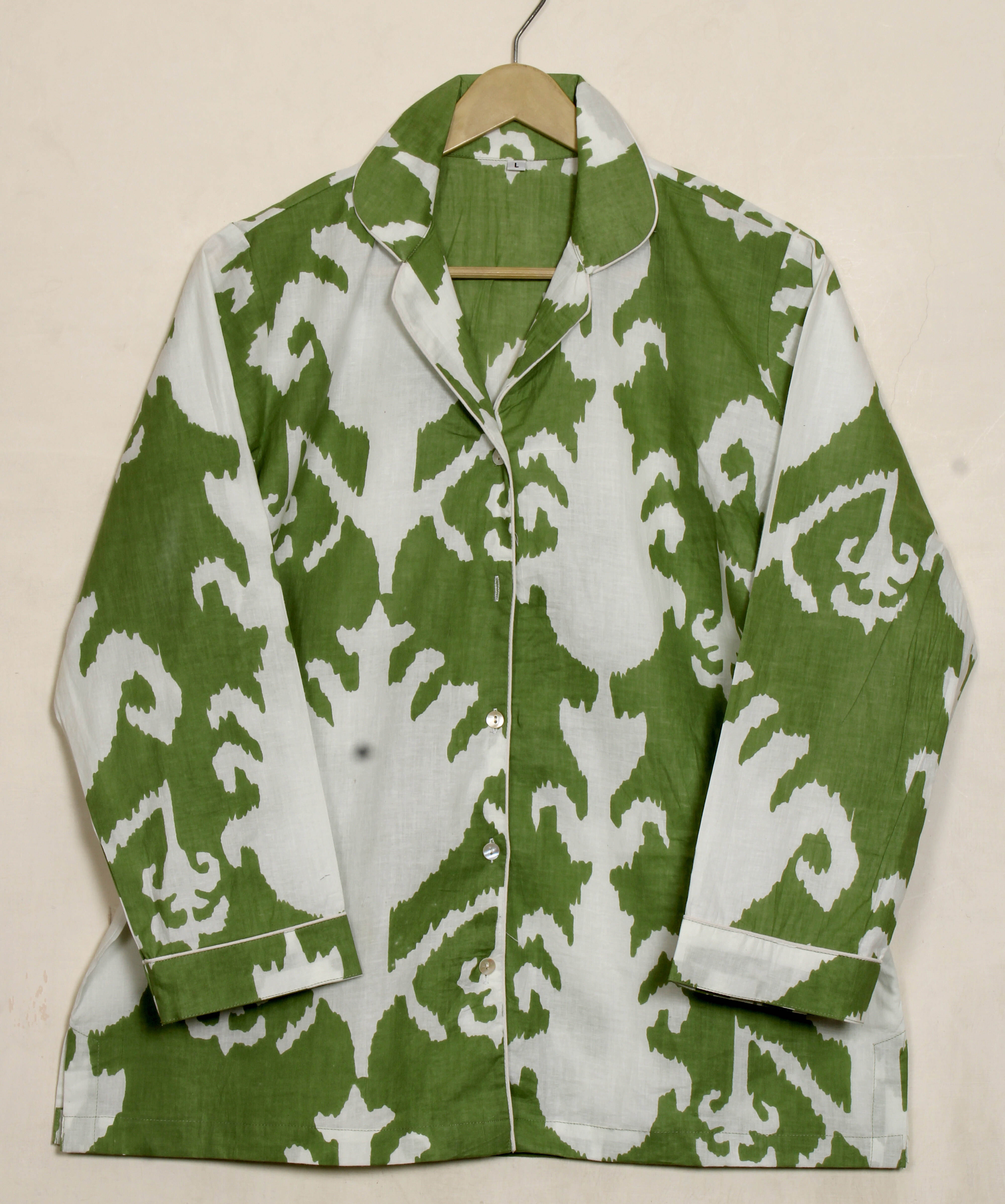 สีเขียว