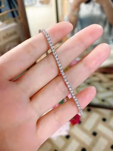 Pulsera de tenis de alta calidad, pulsera de diamantes, nupcial, vinculada con cadena de oro blanco de 18K chapada en plata VVS. Regalo para ella - Product Image 2