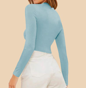 Nouveauté Haut court personnalisé pour femmes avec impression de logo élégant Vêtements courts en tricot Design OEM Prix de gros - Product Image 5