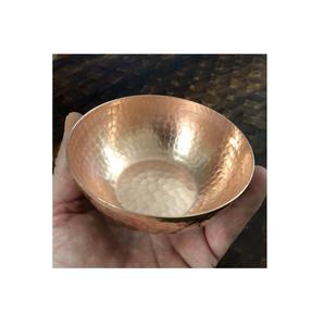 ชามอาหารบนโต๊ะทำจากทองแดงพร้อมชามอาหารดีไซน์ไม่เหมือนใคร - Product Image 1