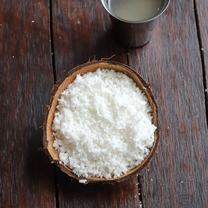 Nutritive et pratique, la viande de noix de coco congelée est idéale pour les smoothies, la cuisson et la cuisson. - Product Image 3