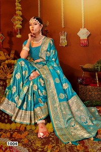 Saree en soie satinée de qualité supérieure pour les mariages et les fêtes Vêtements indiens et pakistanais Catalogue complet disponible au prix de gros - Product Image 6