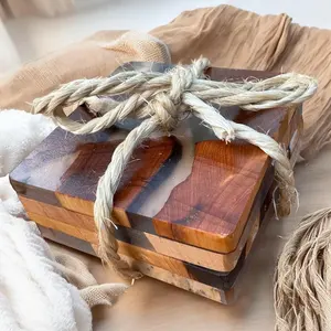 Dessous de verre en noyer faits à la main en résine et en bois sous-verres uniques pour la protection de la table de la décoration intérieure - Product Image 4