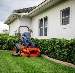Cortacésped de giro cero serie Kubota Z200 - Product Image 3