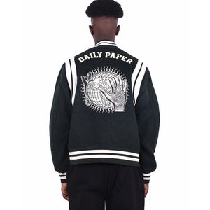 Chaqueta Universitaria Vintage con Logotipo Personalizado para Hombre, Cuello Alto, Temporada de Invierno, Parche Bordado, Estilo Masculino - Product Image 5