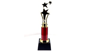 Trofeo de estrella corporativa de metal de alta demanda por profesionalismo o iniciativa sobresaliente y disponible a buen precio - Product Image 2