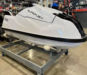 Nuevo Yamaha SuperJet de 4 tiempos, moto acuática (>300hp, 3 asientos) - Product Image 2