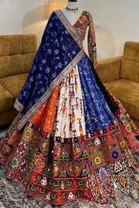 LANZAMIENTO ESPECIAL DE NAVRATRI, LEHENGA CHOLI DUPATTA DE ZAIN EXPORTS, TELA DE ALGODÓN Y RAYÓN PESADO, ESTAMPADO DIGITAL DE LUJO, REVERSIBLE - Product Image 6