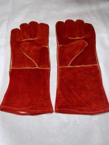 Venta al por mayor de guantes de soldadura de doble capa de piel de vaca a mano resistente al desgaste y aislamiento térmico Protección Laboral para soldadores - Product Image 4