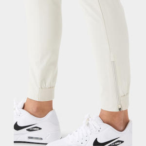 Pantalones de Golf para Mujer OEM con Diseño de Campana, Tela Tejida de Campana Alta, Talla Grande, Color y Logotipo Personalizados, Cierre de Botones - Product Image 2