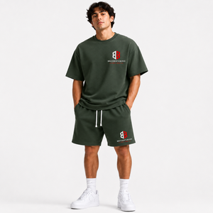 Conjunto de Camiseta y Pantalones Cortos de Algodón Verde para Hombre, Estilo Casual de Verano, Tejido Transpirable, Logotipo Estampado en la Parte Delantera - Product Image 1