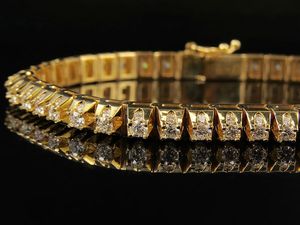 Bracelet tendance en or rose 10 carats orné de diamants cultivés en laboratoire, parfait pour les bijoux de luxe et cadeaux quotidiens - Product Image 3