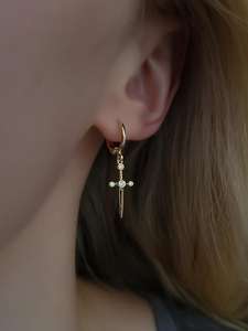 Petites boucles d'oreilles clous en zircon, argent sterling 925, plaqué or coloré, bijoux floraux délicats et mignons, cadeau de fête pour elle - Product Image 3