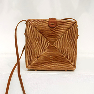 Ustomizable-Bolso vaquero de estilo moderno para mujer, bandolera de ratán de bambú, de mano - Product Image 1