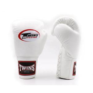 Guantes de entrenamiento de Muay Thai profesionales hechos a medida para gemelos, color personalizado, cuero genuino de vaca, guantes de sparring con cordones. - Product Image 5