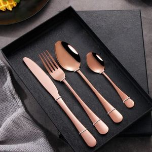 Service de couverts en acier inoxydable avec poignée en or au design moderne parfait pour toute table à manger élégante - Product Image 3