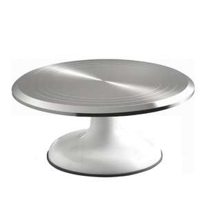 Support à gâteau en aluminium durable avec rembourrage en caoutchouc antidérapant et parfait pour afficher des gâteaux sur n'importe quelle surface avec stabilité - Product Image 2