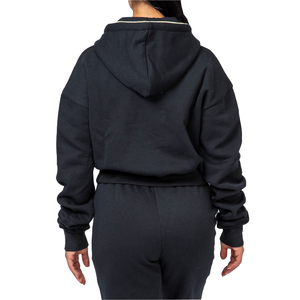 Survêtement d'hiver en molleton respirant et confortable de haute qualité pour femmes Service OEM Haut court Ensembles à capuche Motif solide - Product Image 2