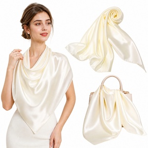Lenço de Seda Satinado com Padrão Creme para Mulheres, Ideal para Casamentos e Acessórios Formais - Product Image 2