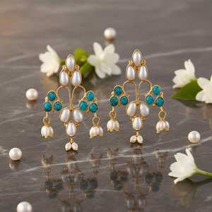 Pendientes Largos con Cuentas de Plata de Ley Chapados en Oro, Elegantes, para Mujer, Joyería Étnica Hecha a Mano en India para Exportación y Venta al por Mayor Global - Product Image 1