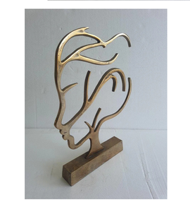 Escultura decorativa de mesa con cara de metal hecha a mano para el hogar, la Oficina y la decoración de interiores - Product Image 1