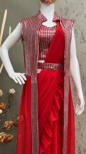 Hermoso Lehenga de Georgette con Diseño de Lentejuelas y Volantes, Sari Drapeado con Koti y Blusa para Mujer, Ropa de Fiesta y Boda - Product Image 2