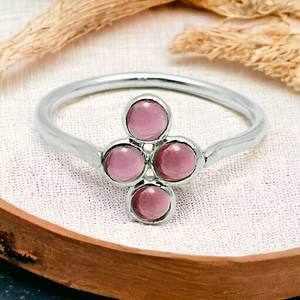 Joyería de aspecto elegante Piedra preciosa rojo granate natural 925 Plata de ley Uso diario Anillo elegante Precio directo de fábrica Proveedores a granel - Product Image 2