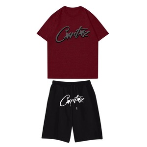 Conjunto de camisa y pantalones cortos de 2 piezas de verano con logotipo personalizado de verano, conjunto transpirable con serigrafía para hombres - Product Image 3