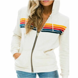 Sudaderas con Capucha de Invierno con Cierre de Cuello Alto y Logotipo Delantero Corto para Mujer, Sudaderas de Forro Polar de Alta Calidad Unisex - Product Image 4
