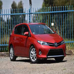 Modèle automatique Toyota Auris d'occasion bon marché meilleur prix commande en gros expédition rapide disponible à la vente - Product Image 1